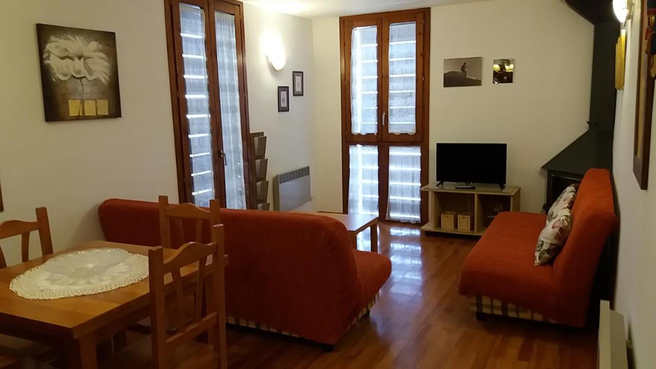 Apartaments Morello Esterri D'Aneu Luaran gambar